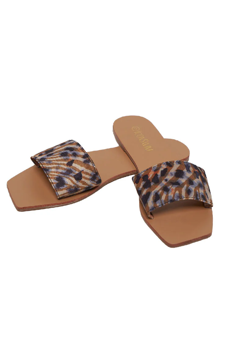 LET IT SLIDE SANDALS-BROWN/BLUE MULTIPRINT - Image 3